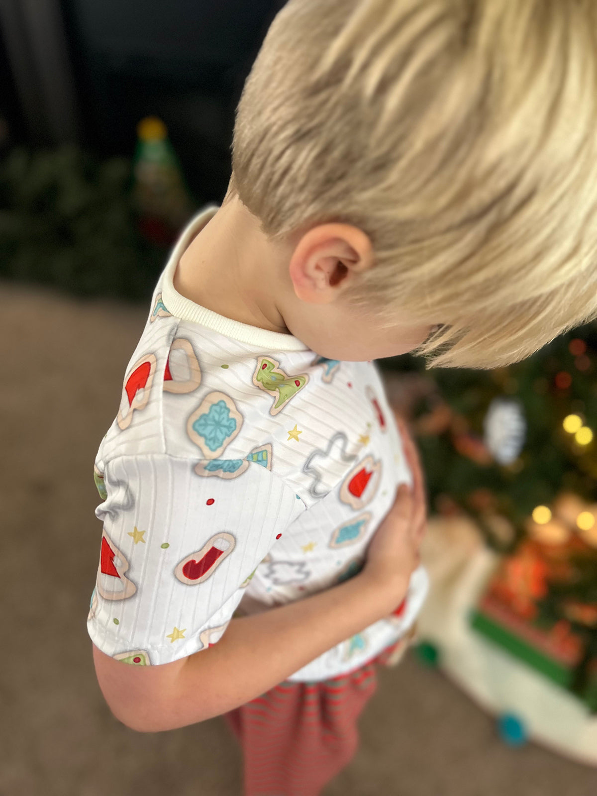 Big Kids V-Neck Tee : K038