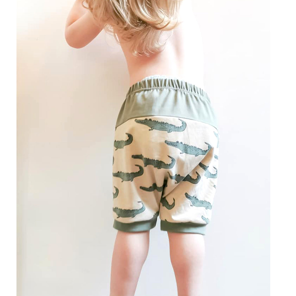 kangaroo shorts : 132