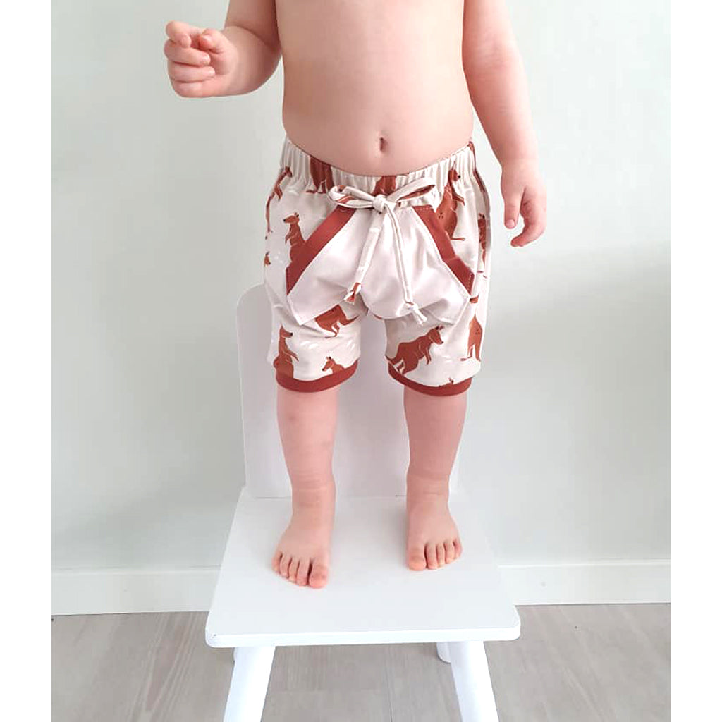 kangaroo shorts : 132