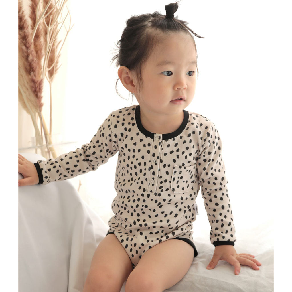 henley bodysuit : 137