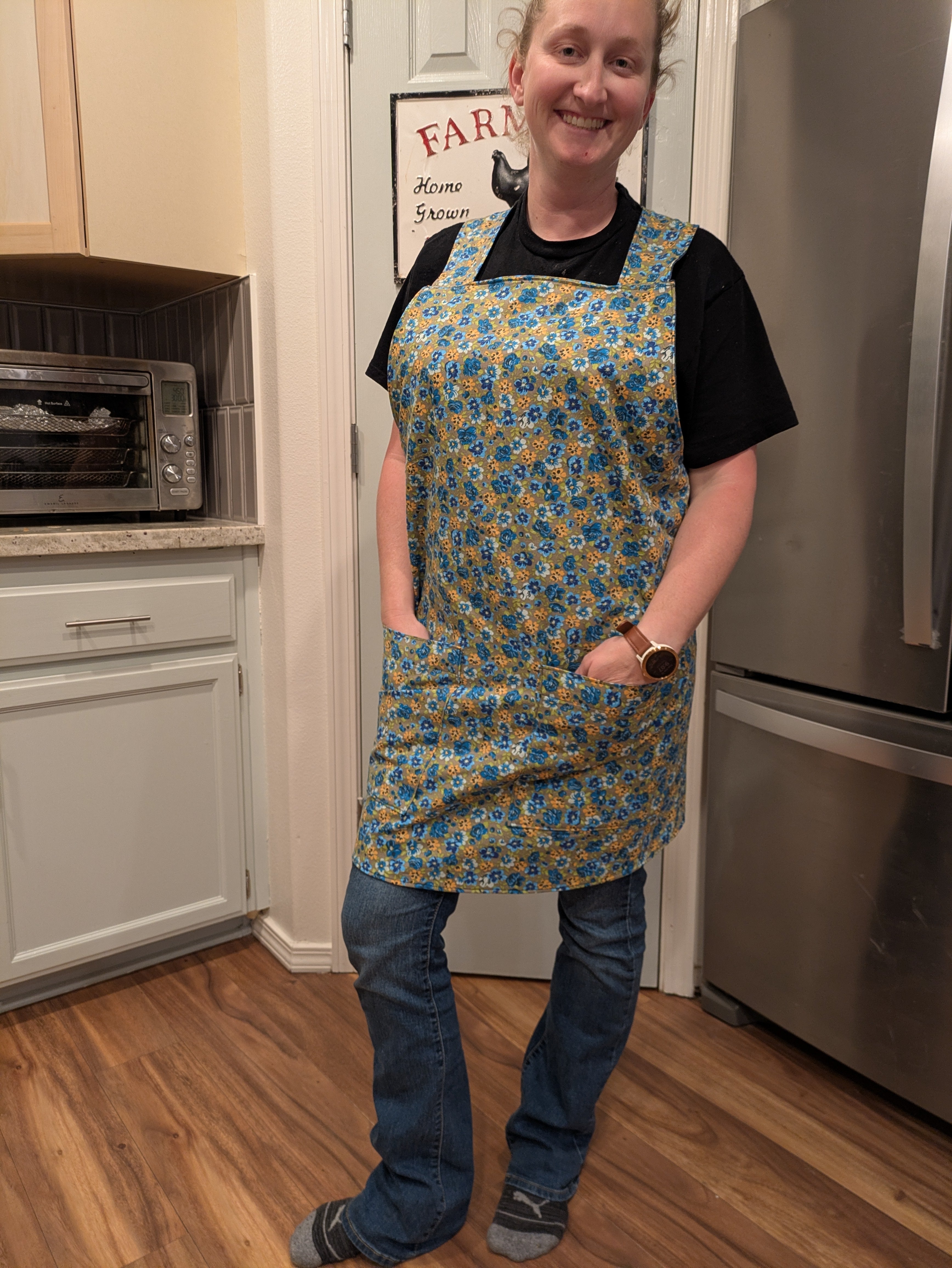 Grown-Up Apron GU06
