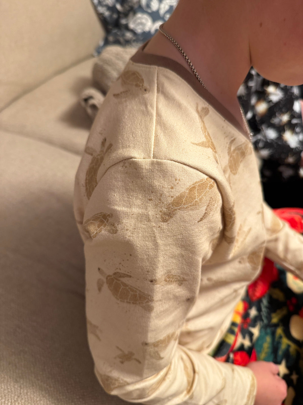 Big Kids V-Neck Tee : K038