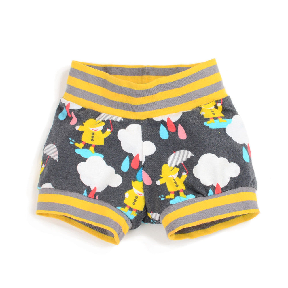 cuff shorts : 23