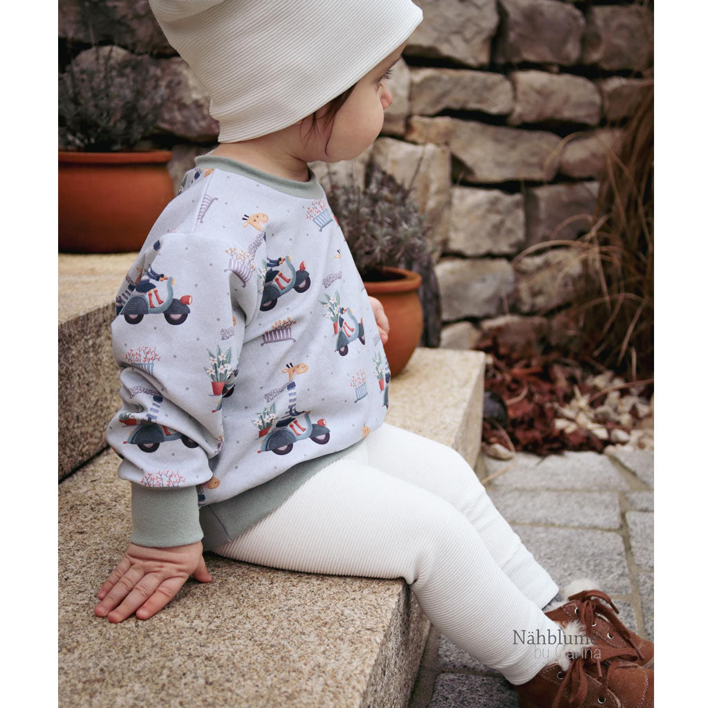 Vintage sweatshirt sewing pattern for babies - Brindille & Twig
